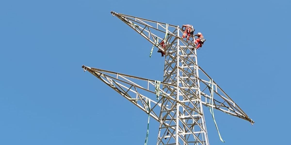 Avviate le attività di demolizione di tre elettrodotti in provincia di Potenza e Cosenza