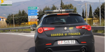 Truffa ai danni dell’Asp di Catanzaro, sequestrate 3 aziende. Dieci indagati – NOMI