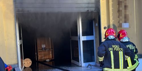 incendio lamezia terme