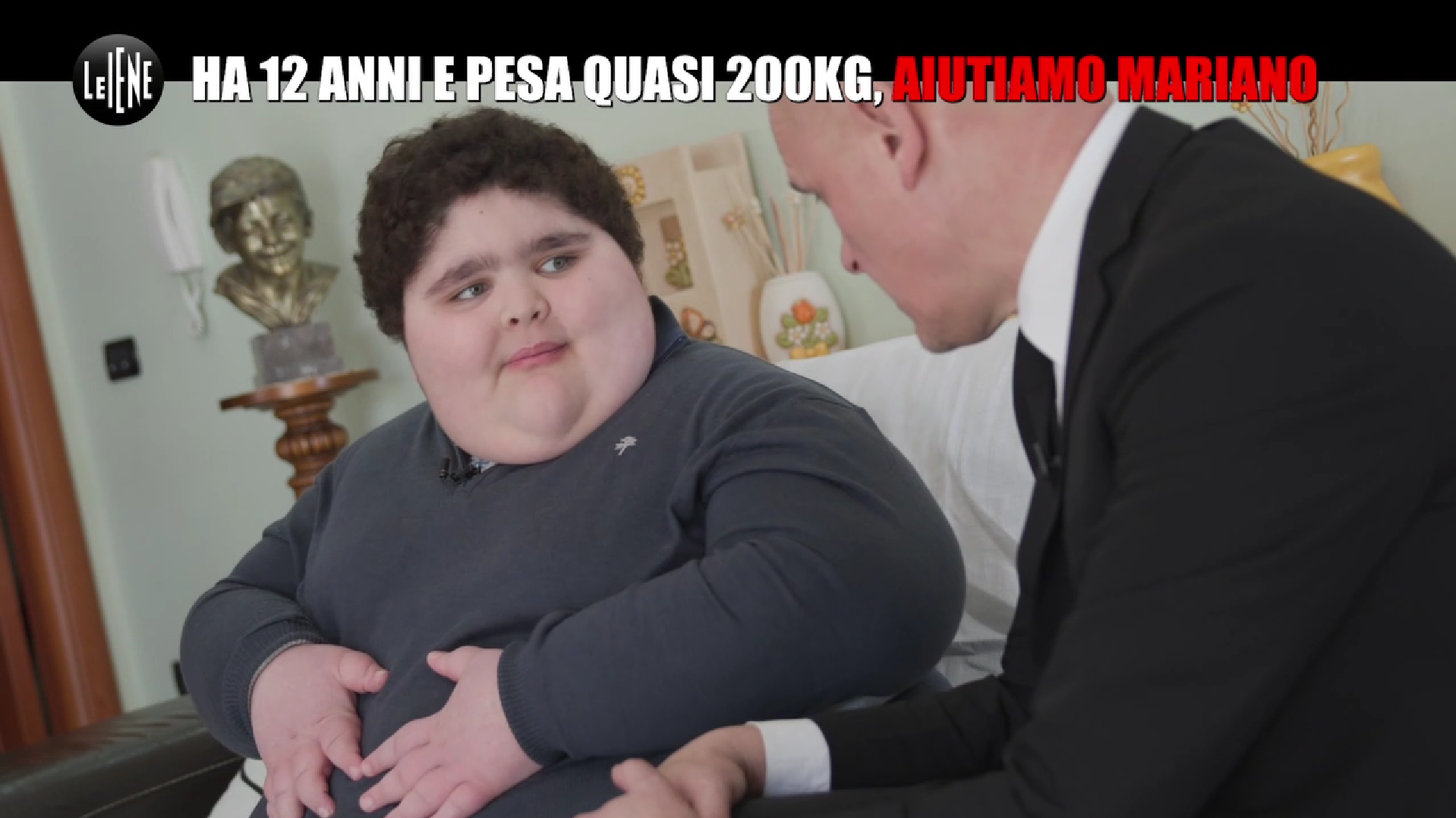 La storia di Mariano approda su “Le Iene”: «Aiutateci a trovare una cura, non lasciamolo solo»