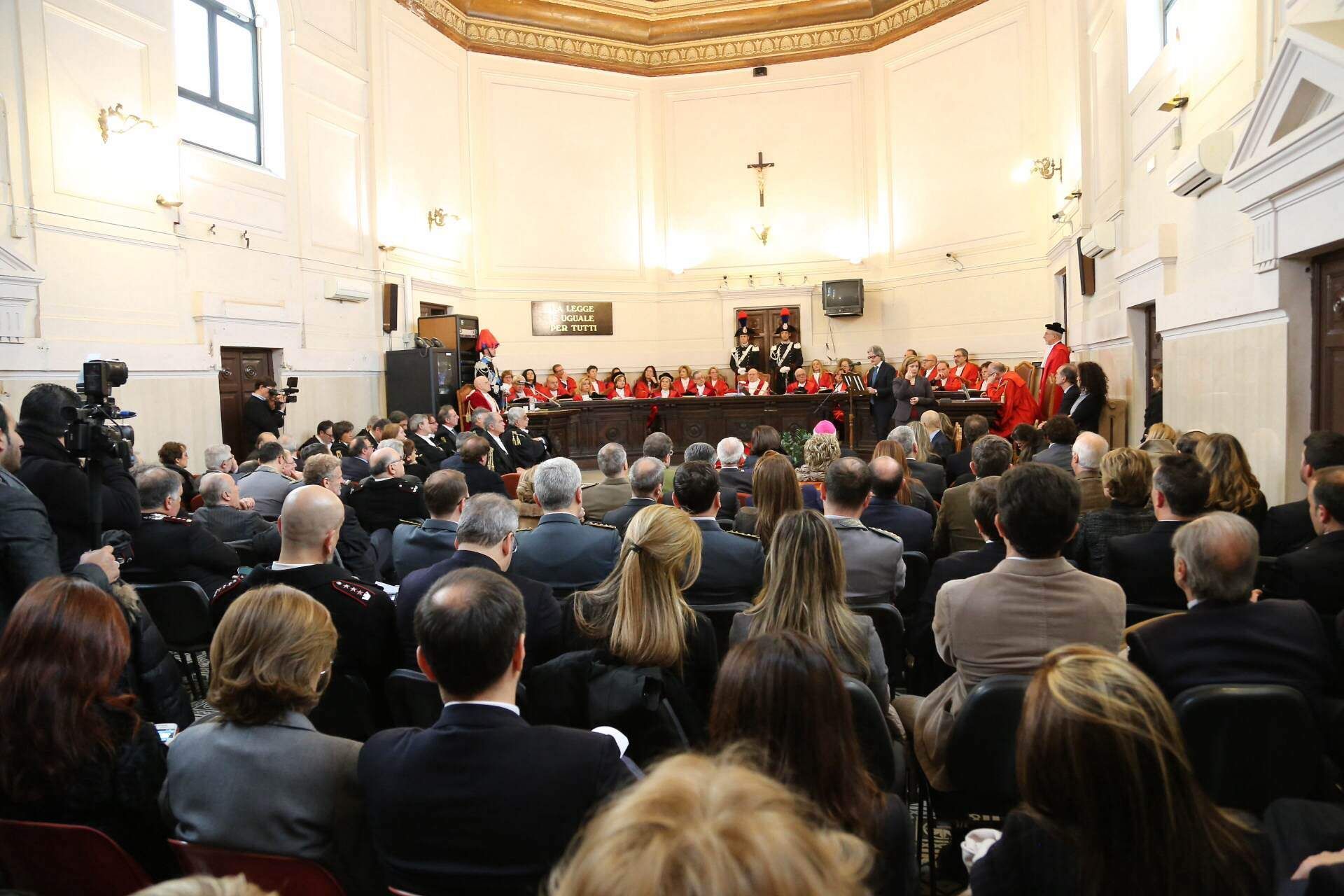 Mazzotta: «Basta con l'omertà»