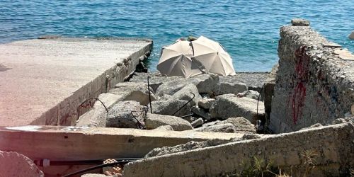 Tragedia in spiaggia a Bovalino, 50enne muore per un malore