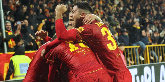 Il Catanzaro non si ferma più, Pisa sconfitto al “Ceravolo”