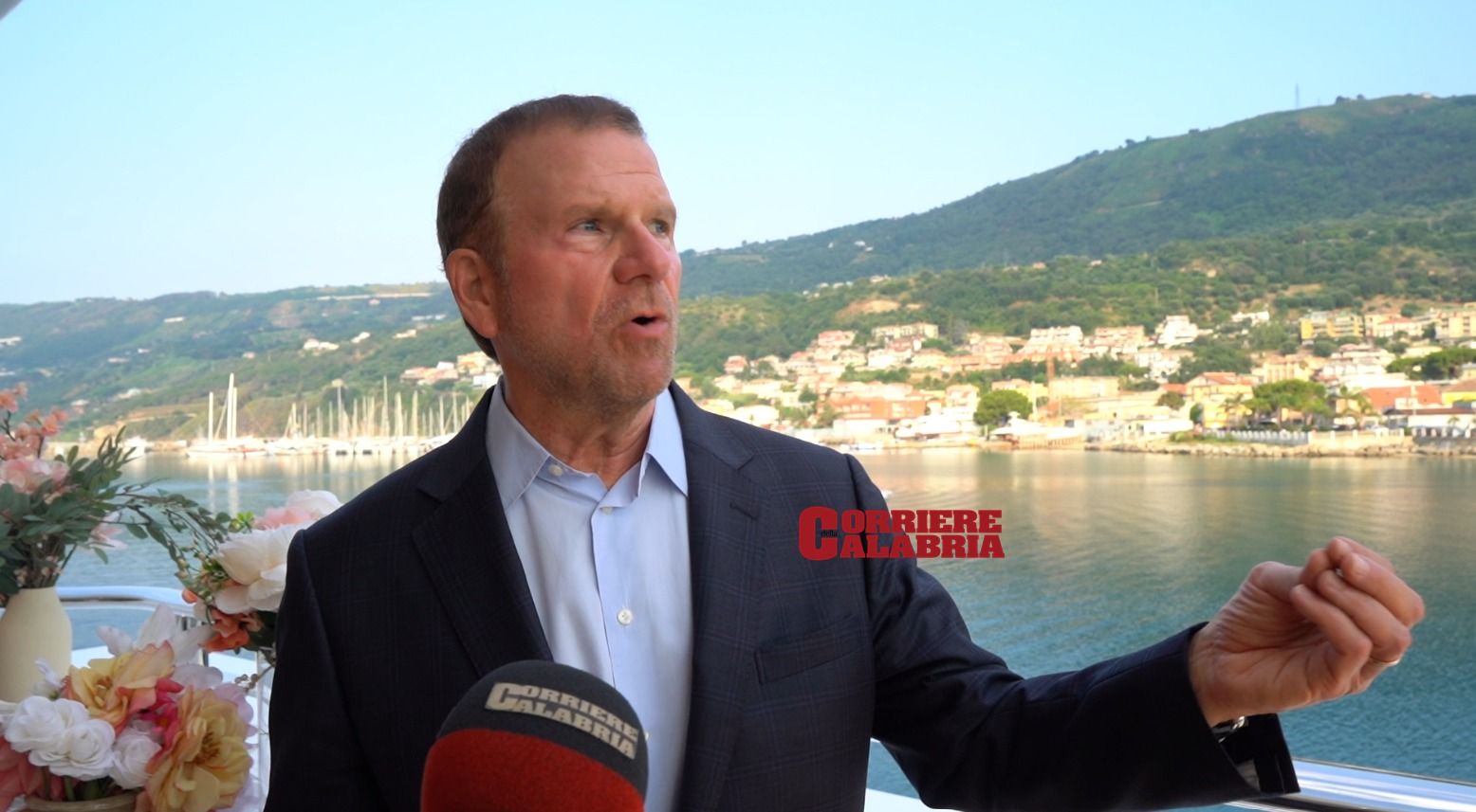 Tilman J. Fertitta, l’ambasciatore Usa incantato dalla Calabria: «Un posto straordinario, dirò alle aziende americane di investire qui»