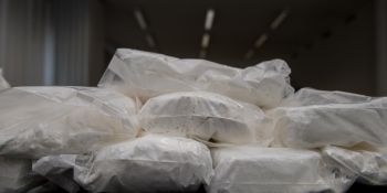 Dal carcere la regia della coca per Roma: le direttive via chat, il carico a Bagnara e l’imprevisto dell’incidente
