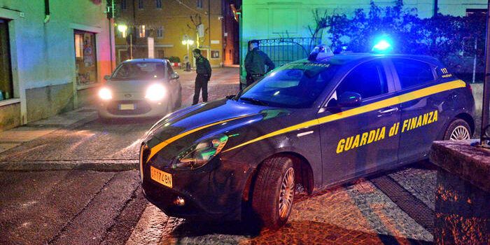 Frode fiscale internazionale e narcotraffico, arrestati in Germania i fratelli Pelle – VIDEO