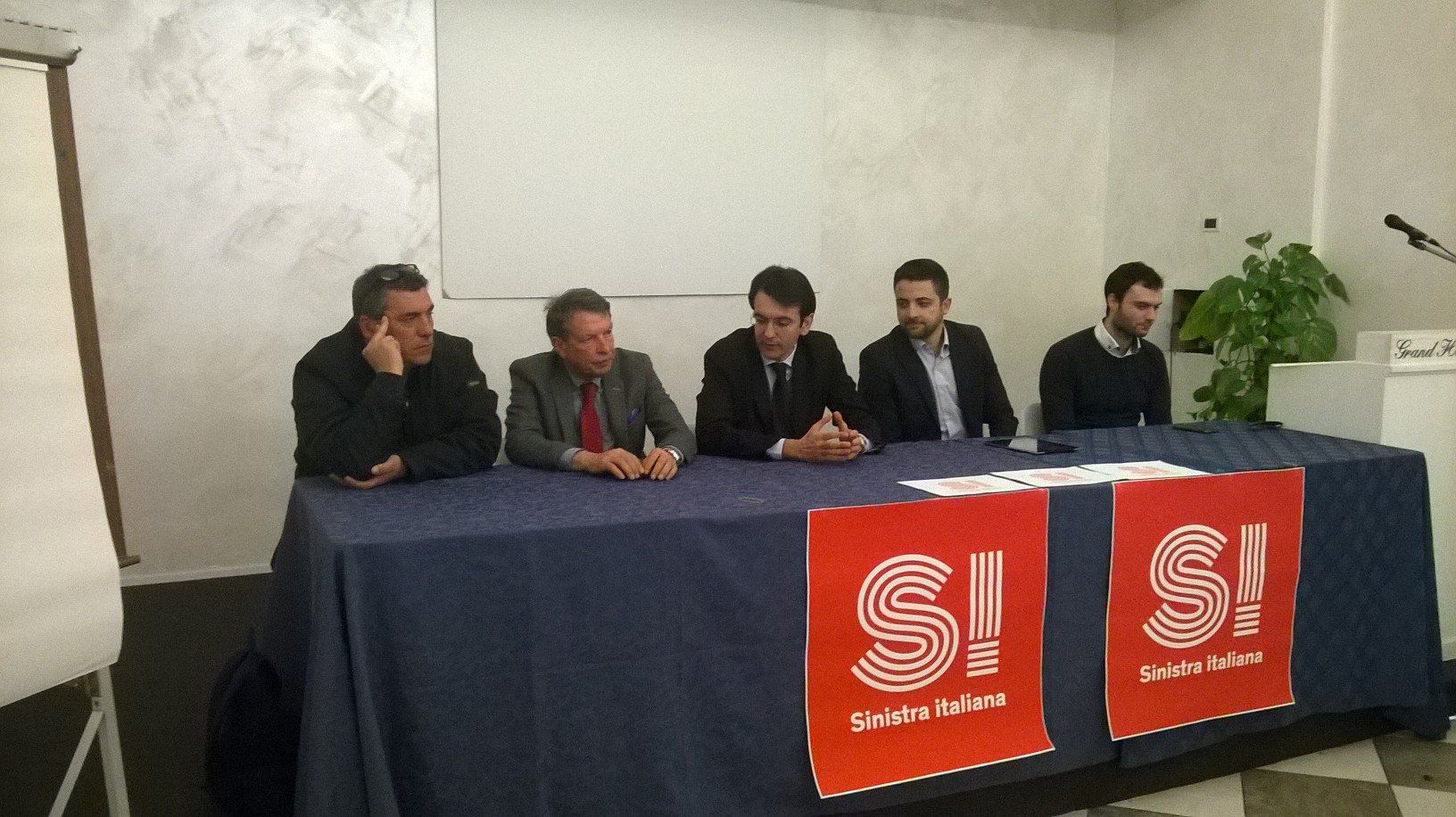 «Allucinante la posizione del Pd sul referendum»