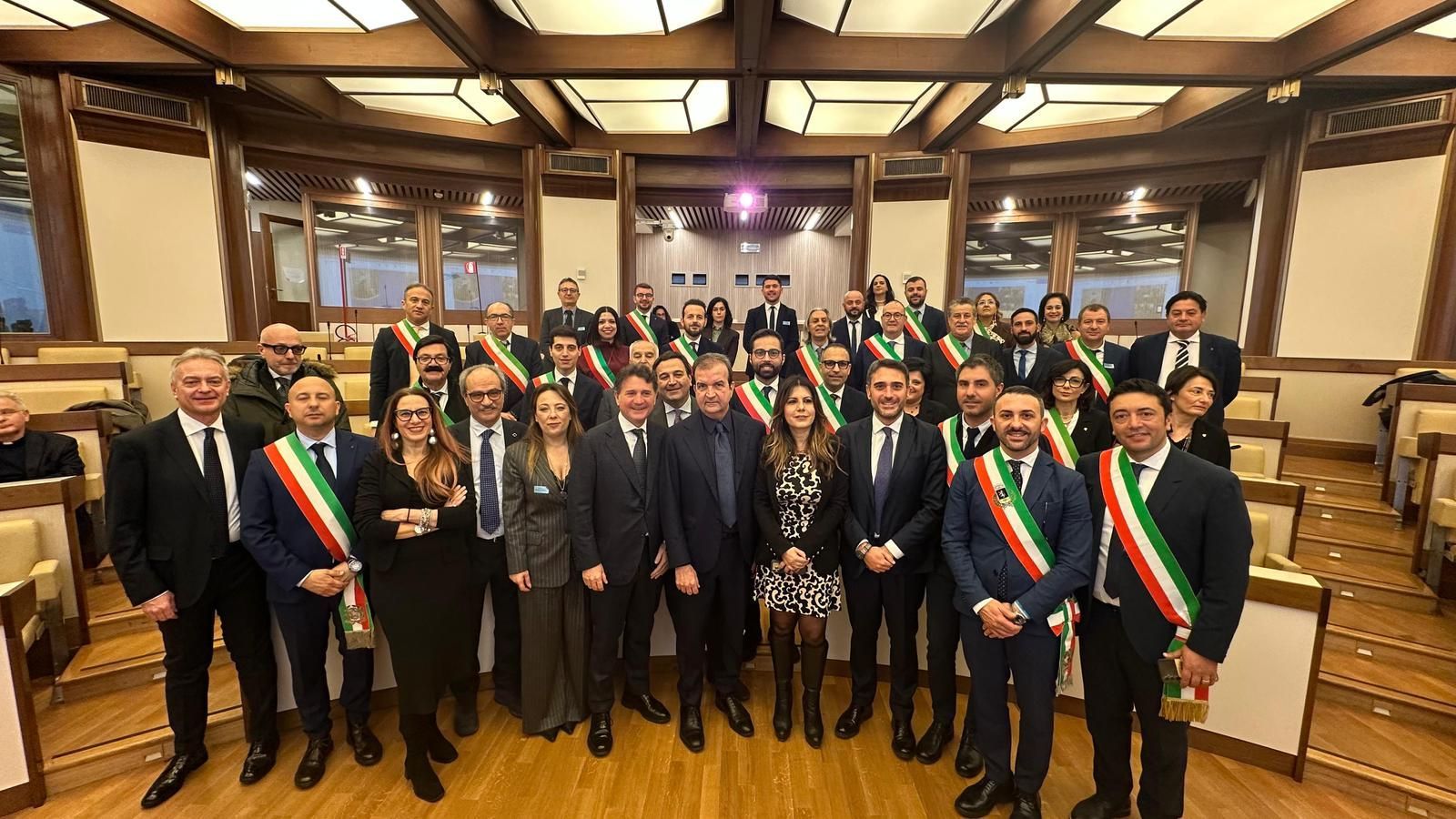 I sindaci calabresi uniti nel segno del Turismo delle radici: «Chiave di volta contro lo spopolamento»