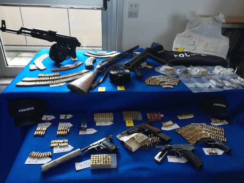 A Cosenza qualcuno era pronto alla “guerra” – VIDEO