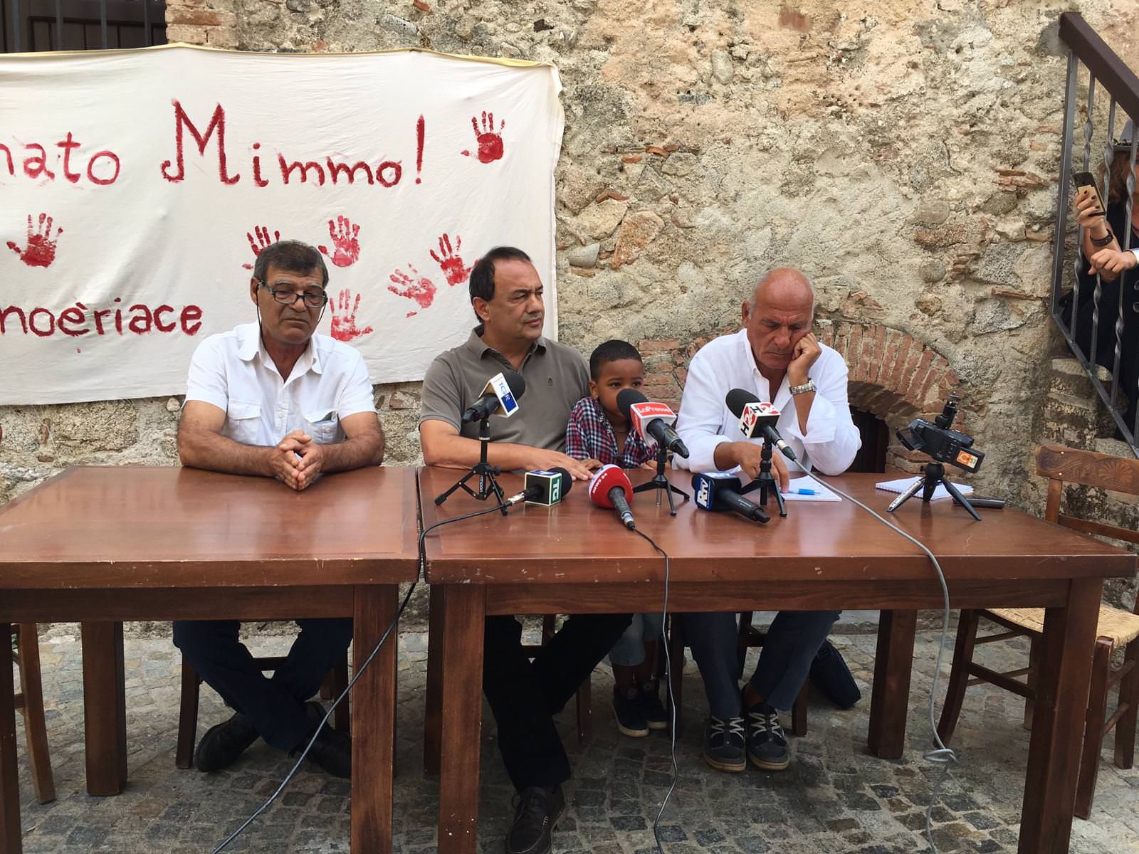 Lucano: «Continuerò a dare aiuto a chi ha bisogno» – VIDEO