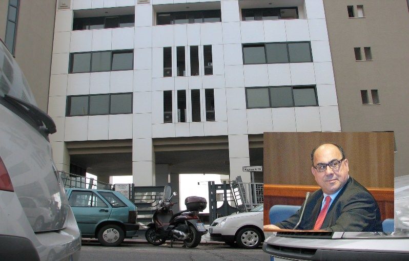 Gli "avvisi ai naviganti" di Guccione