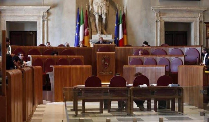 Il consiglio comunale di Roma nega la cittadinanza onoraria a Lucano