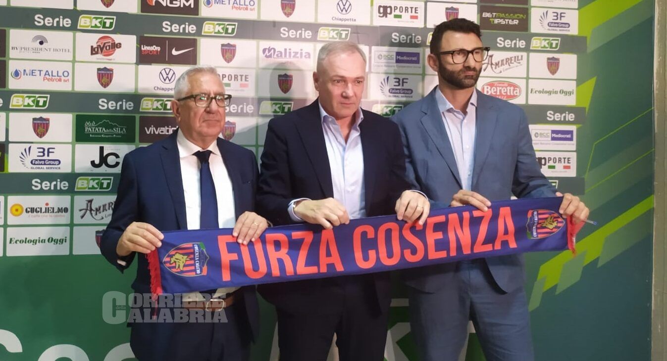 Cosenza, è il giorno di mister Alvini. «Darò il massimo, ma serve l’amore dei tifosi»
