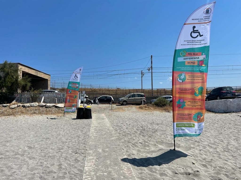 A Reggio spiagge più accessibili, arrivano le passerelle per i disabili