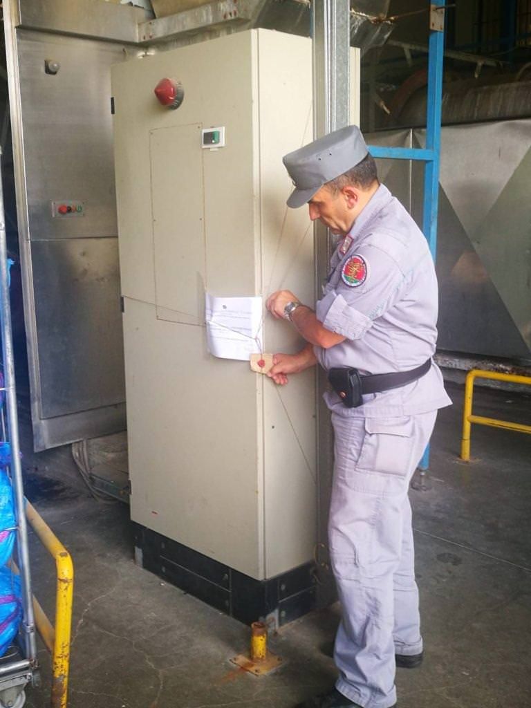 Veleni industriali nel Crati: 10 sequestri e 9 denunce