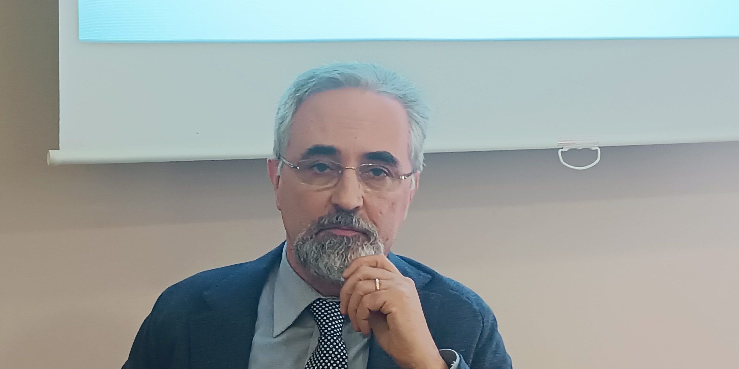 Multidisciplinare e personalizzato, certificazione di qualità per il Pdta del tumore al polmone dell’azienda unica di Catanzaro