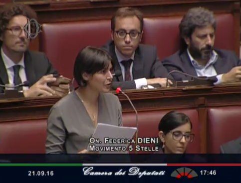 Dieni: «Il M5S sta facendo tutto il possibile per salvare l'aeroporto “Tito Minniti”»