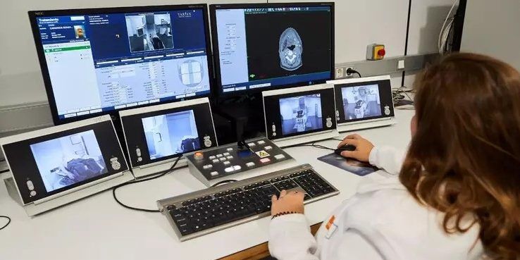 Tumori, il 92% dei pazienti giudica sicura la radioterapia