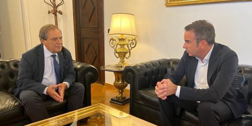 Soccorso da Cuba per la sanità, torna il sereno tra Occhiuto e gli Ordini dei medici