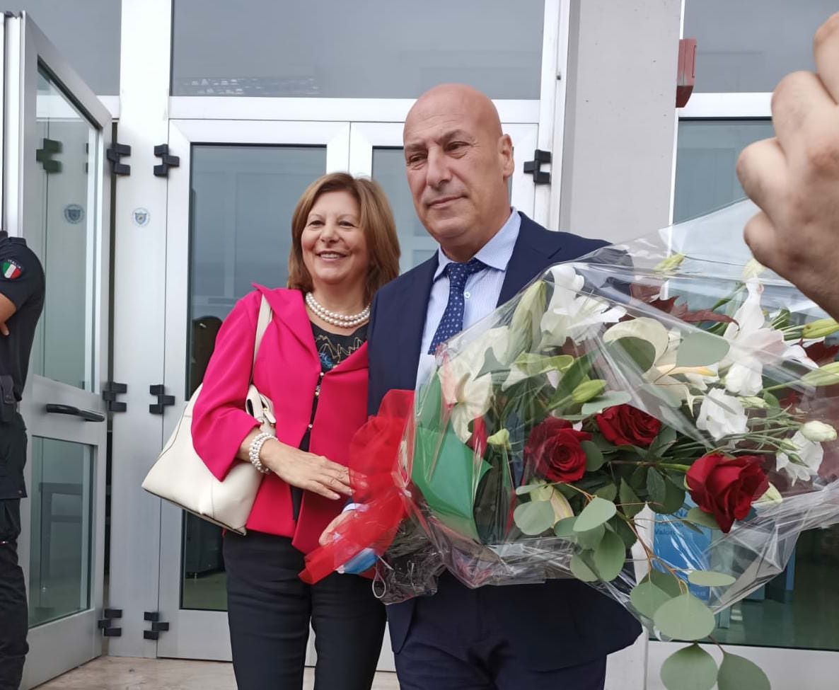 Voce si insedia a Crotone. «Abbiamo le mani libere». Primi nomi per la giunta – VIDEO