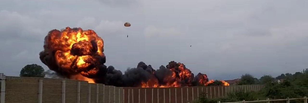 Aereo delle Frecce Tricolori si schianta a Torino, muore bimba – VIDEO