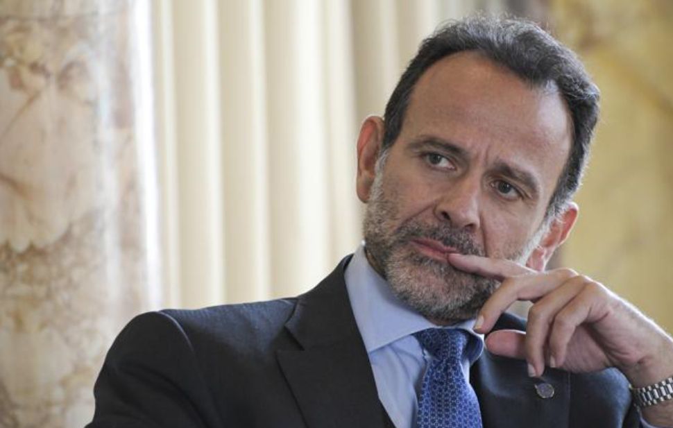 Minenna: «Case e ospedali di comunità vanno avanti, le tempistiche saranno rispettate»