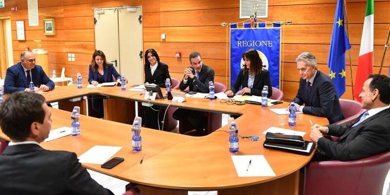 Arriva l’ok della Regione per gli interventi sulla 106 Jonica. 7 milioni di euro per le piccole e medie imprese