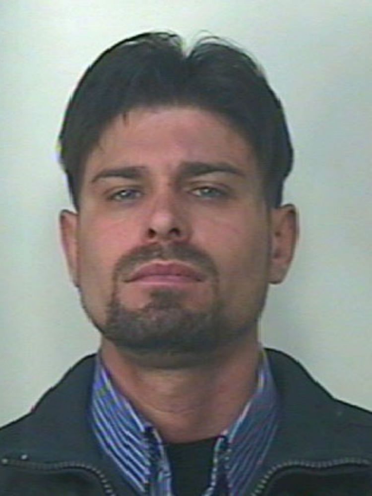 Arrestato per maltrattamenti in famiglia il figlio del boss Lanzino