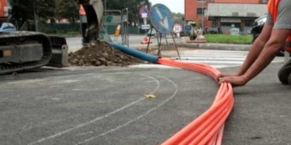 Fibra ottica, oltre 13mila immobili nel Lametino cablati