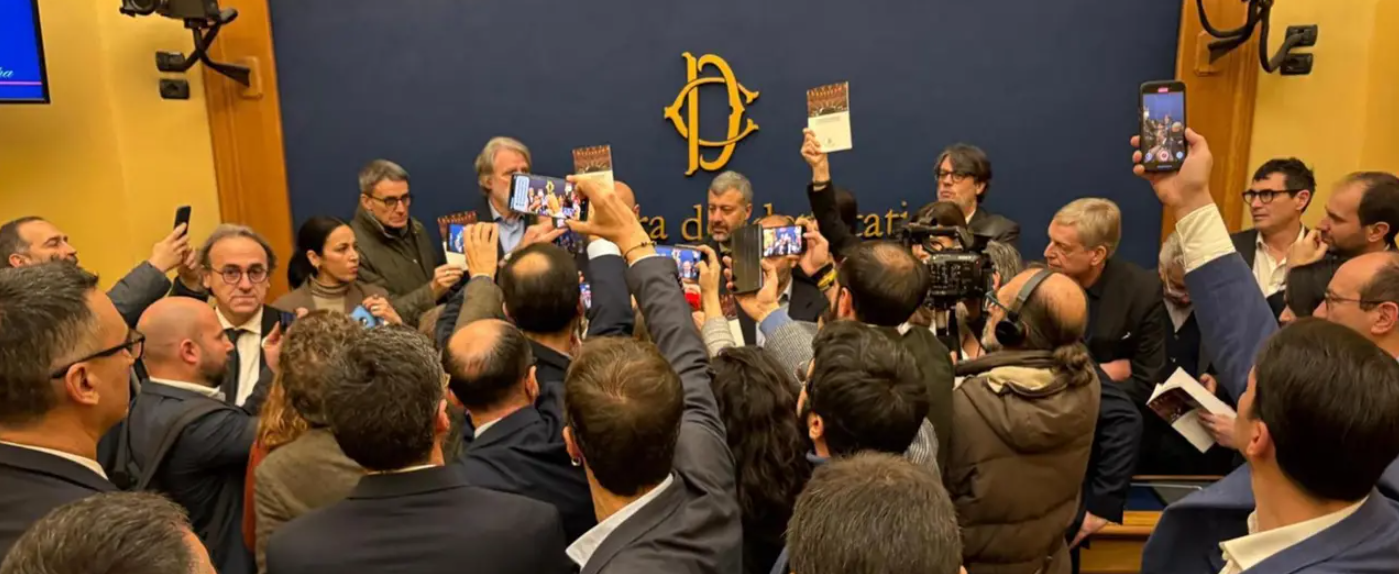 Scontri a Montecitorio, la Lega e Vannacci «il problema di Meloni»