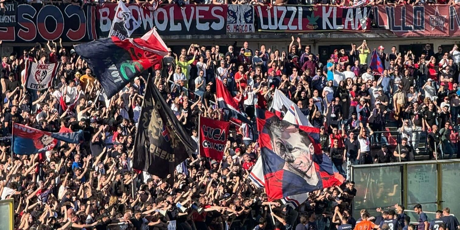 Aumento dei biglietti al “San Vito-Marulla”, Anni Ottanta Cosenza: «Domenica non saremo in curva»