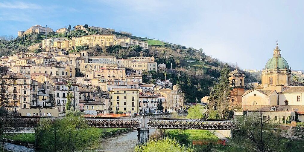 Nel cuore del centro storico di Cosenza: arte e resistenza con il collettivo Gaia