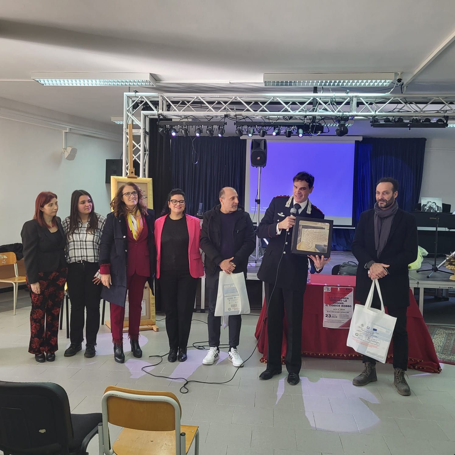 Cariati, i carabinieri incontrano gli studenti del liceo scientifico “Patrizi”