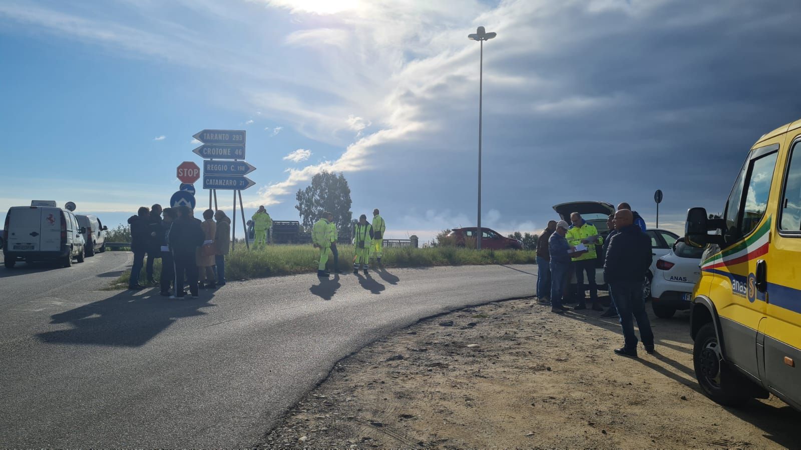 Ss 106 jonica, consegnati i lavori per la realizzazione di una rotatoria nel comune di Sellia Marina