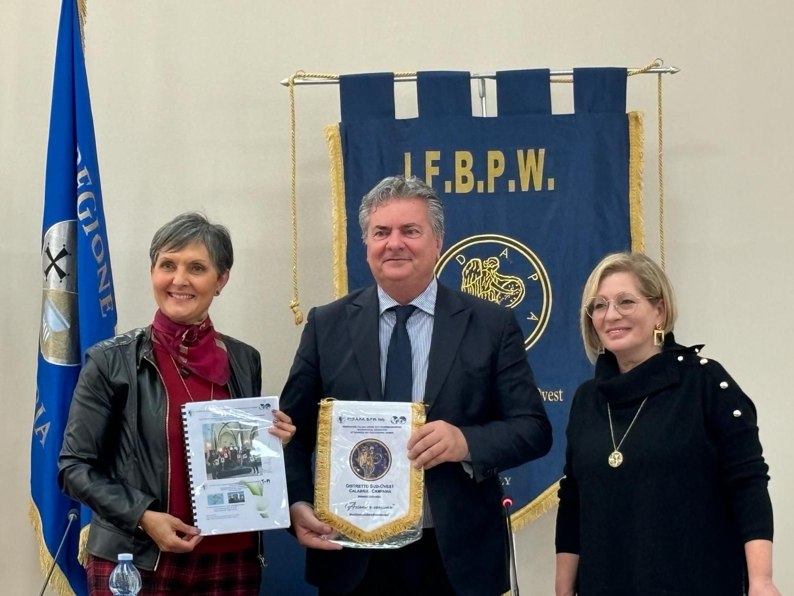 Mancuso incontra la Fidapa a Palazzo Campanella. «Piena sintonia tra Regione e associazione»