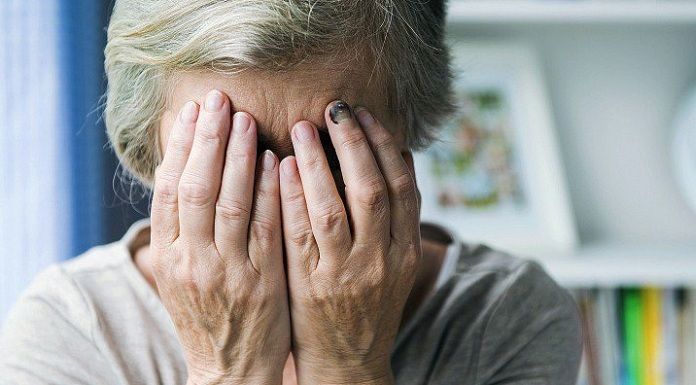 Reggio Calabria, l’incubo di un’anziana maltrattata dalla badante – VIDEO