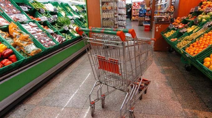 Robin Hood Oliverio: toglie ai poveri per dare ai poveri