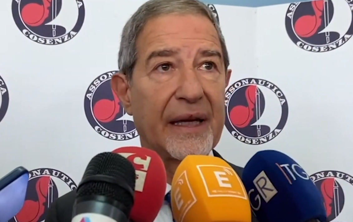 Musumeci a Corigliano Rossano presenta il nuovo “Piano Mare”