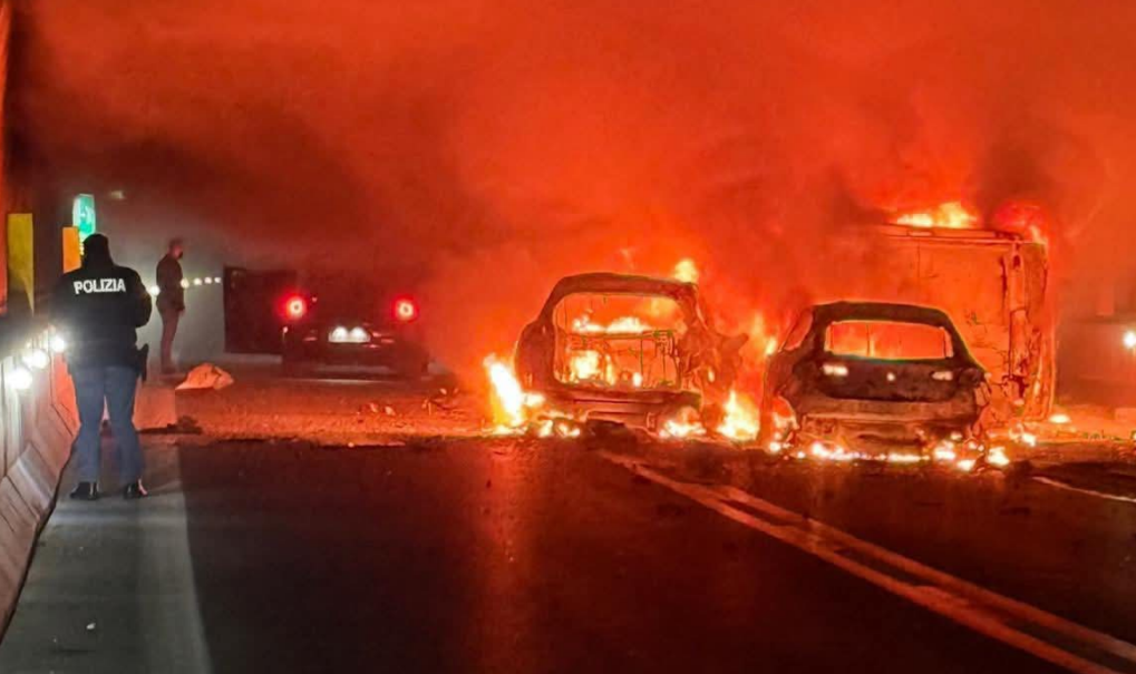 Professionisti del crimine sull’A2, com’è stato possibile un assalto “da manuale”?