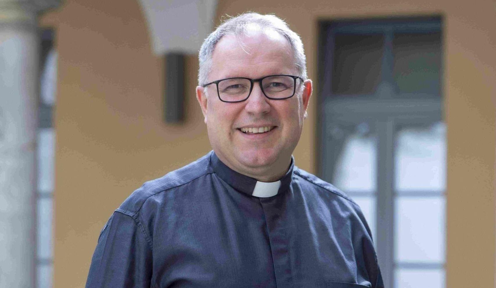 Sabato a Milano l’ordinazione episcopale del nuovo arcivescovo di Crotone-Santa Severina