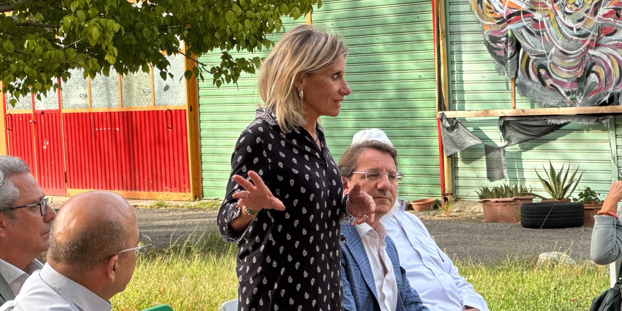 Maria Pia Funaro porta Tridico alla scoperta del MOCI Cosenza