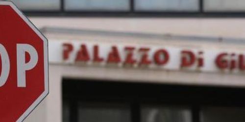 Denuncia a Napoli, drogata e violentata la notte di Capodanno