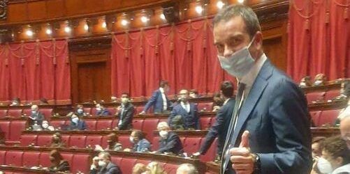 Occhiuto annuncia le dimissioni da deputato. «In Calabria per un atto di amore»