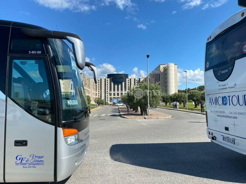 Confapi: «Le aziende di bus privati abbandonate dalla Regione Calabria»