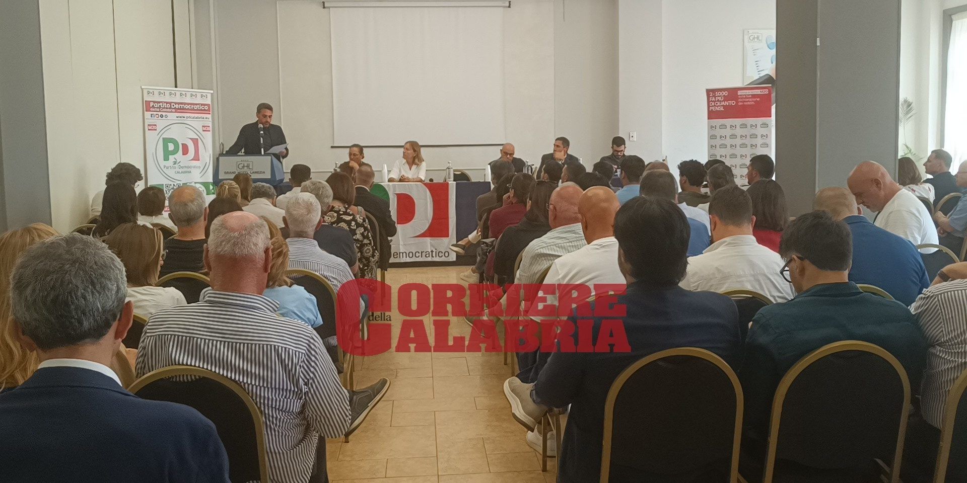 Il Pd che “canta e porta la croce” e la leggerezza degli alleati: l’inestricabile nodo del centrosinistra calabrese