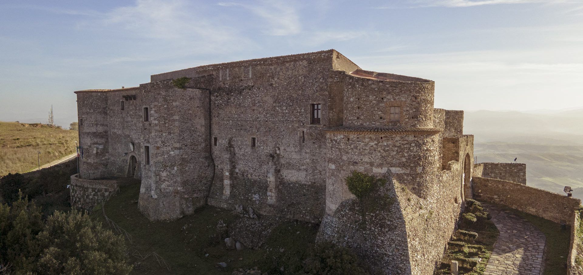 Precari della Cultura, Musei calabresi in difficoltà. L’opposizione attacca il governo