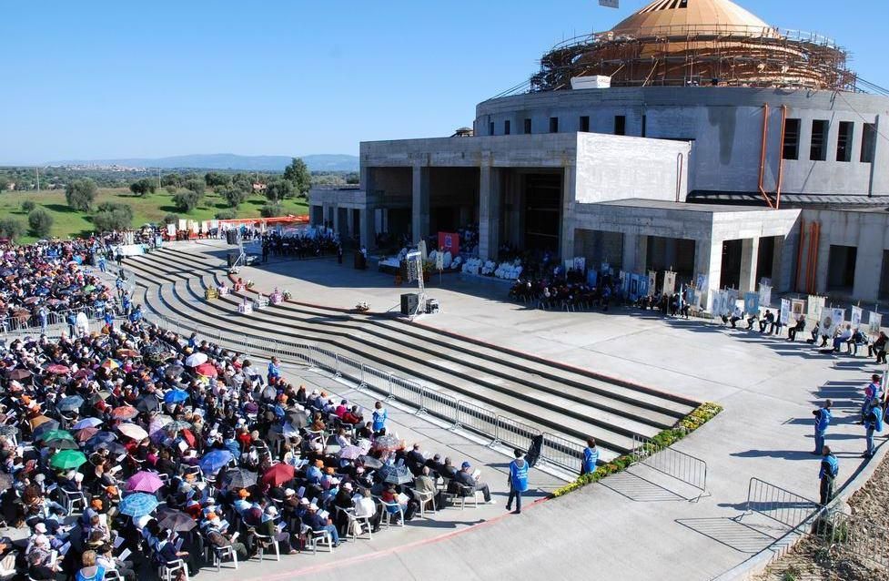 In migliaia a Paravati per Natuzza