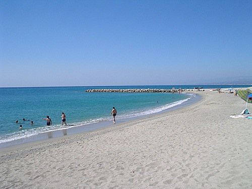"Vessillo blu" per le spiagge di Roccella