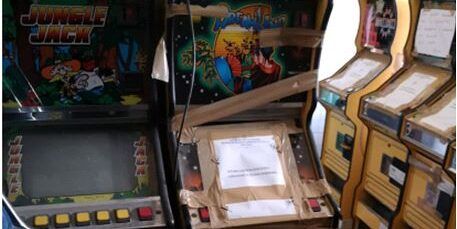 Catanzaro, sequestrate 6 slot machine