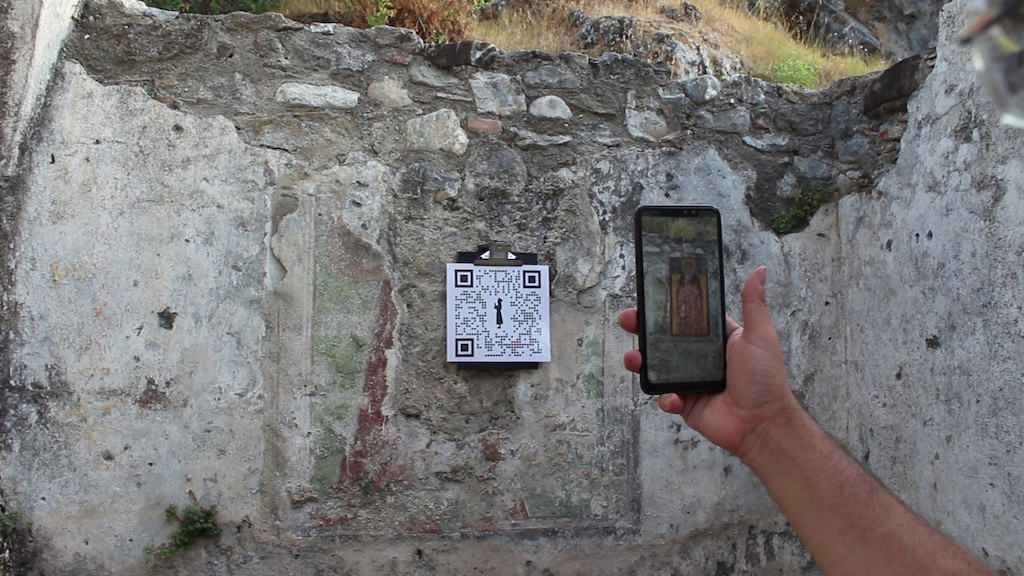 I monaci basiliani si "materializzano" nel Castello di San Michele